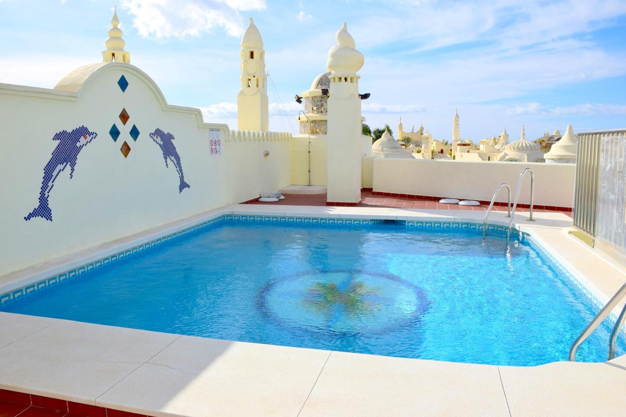 Cozy Corner 2 Bedroom Apartment On New Island Complex In Marina Harbour Benalmádena Extérieur photo