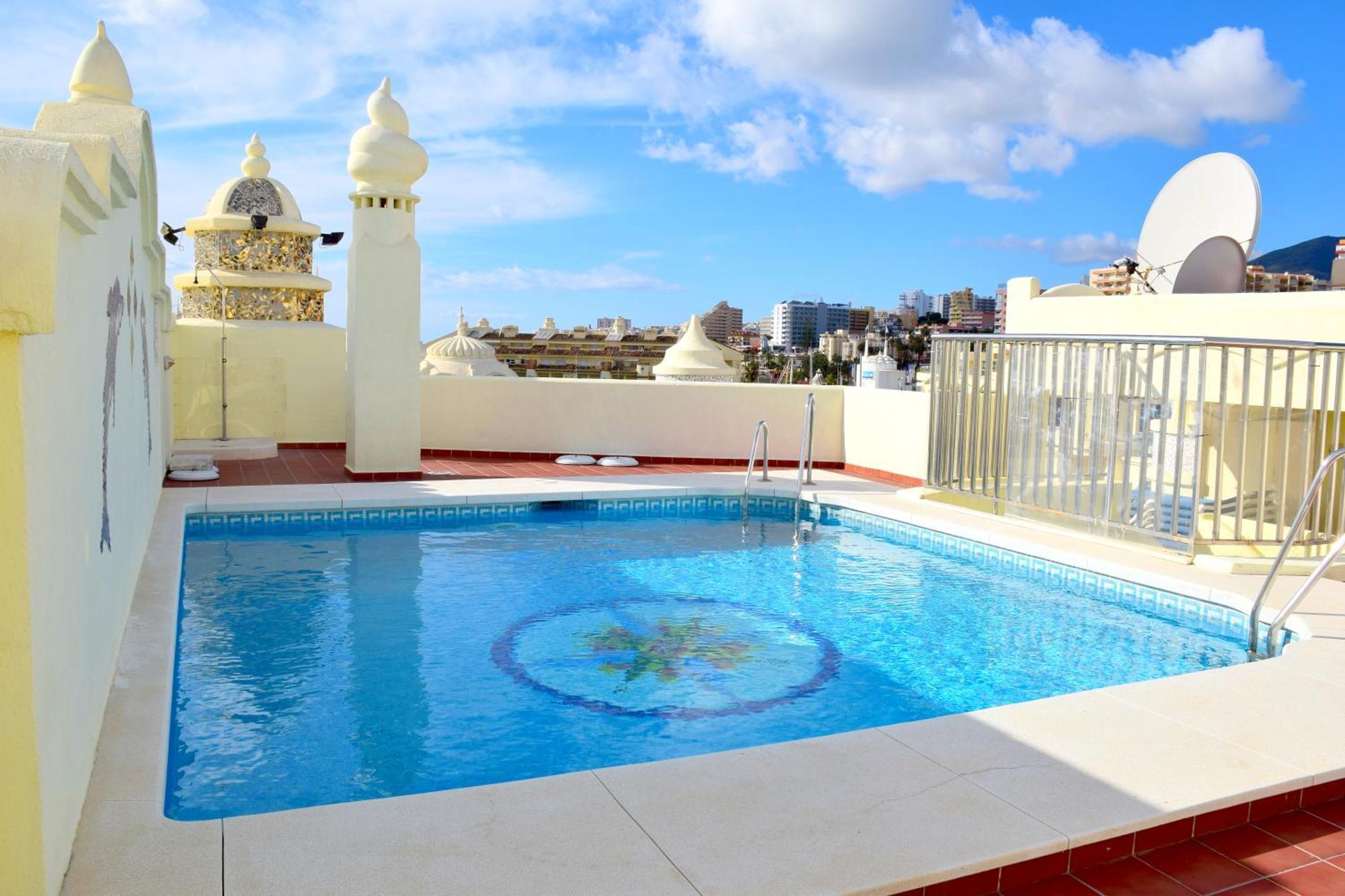 Cozy Corner 2 Bedroom Apartment On New Island Complex In Marina Harbour Benalmádena Extérieur photo