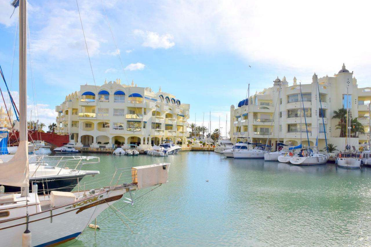 Cozy Corner 2 Bedroom Apartment On New Island Complex In Marina Harbour Benalmádena Extérieur photo